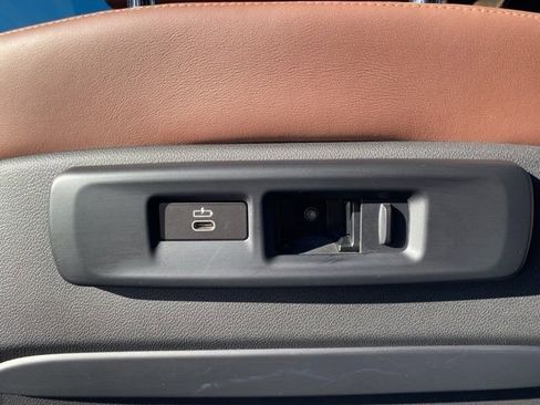 Used 2019 BMW X5 xDrive40i w/ Convenience Package image 39