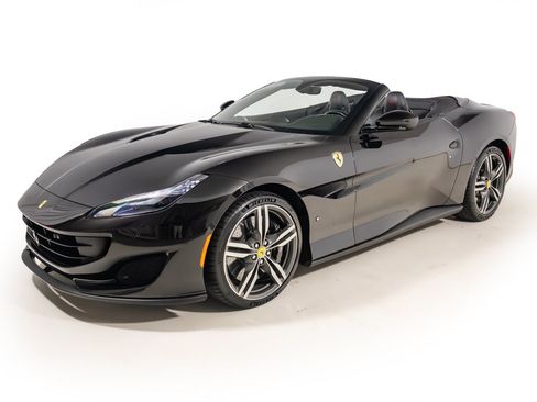 Used 2019 Ferrari Portofino RWD image 12
