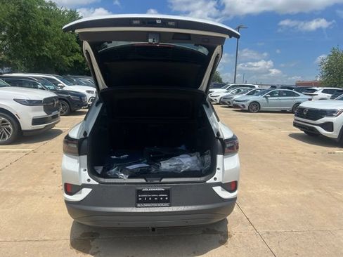New 2026 Volkswagen ID.4 Pro S AWD/4WD image 9