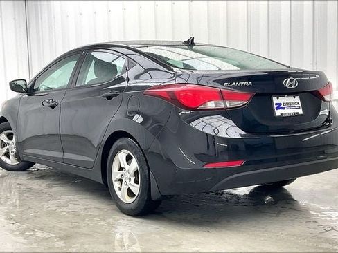 Used 2014 Hyundai Elantra SE FWD image 11