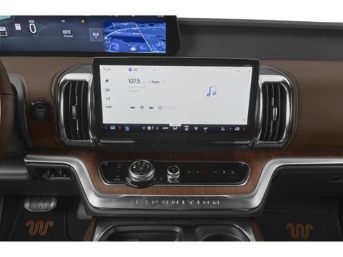 Used 2025 Ford Expedition King Ranch image 9