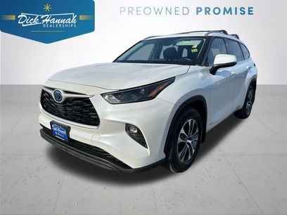 Used 2022 Toyota Highlander XLE