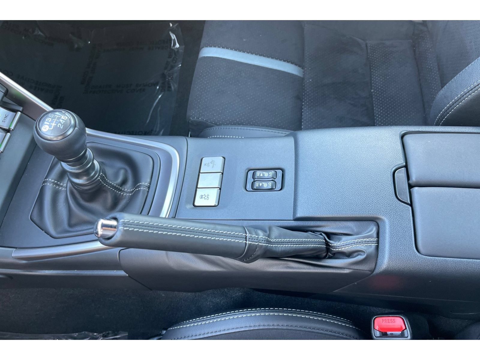 Used 2025 Toyota GR86 Premium w/ Performance Package RWD image 30