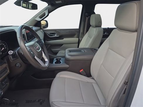 Used 2021 GMC Yukon SLT w/ SLT Luxury Plus Package image 19