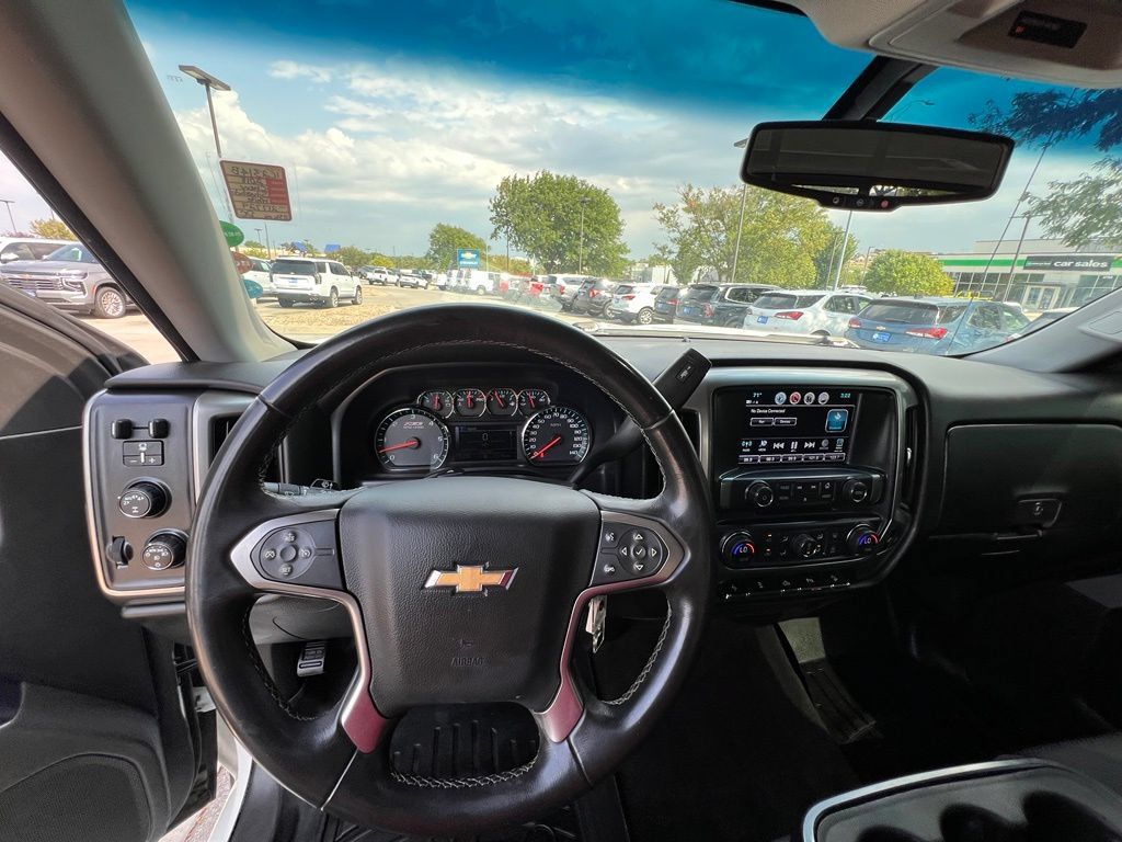 Used 2018 Chevrolet Silverado 1500 LT w/ All Star Edition AWD/4WD image 34