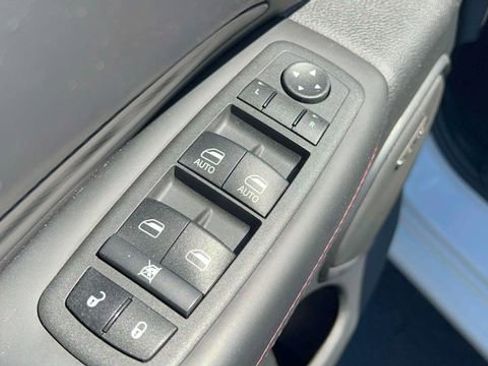 Used 2022 Dodge Durango R/T AWD/4WD image 22