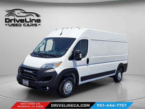 Used 2025 RAM ProMaster 2500 w/ Convenience Group FWD image 1