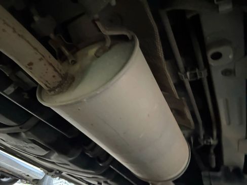 Used 2004 Toyota Sienna XLE Limited image 34