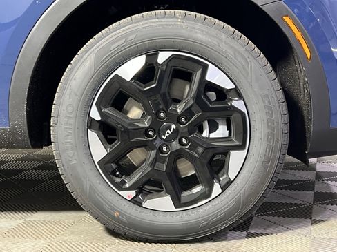 New 2026 Kia Sorento S image 10