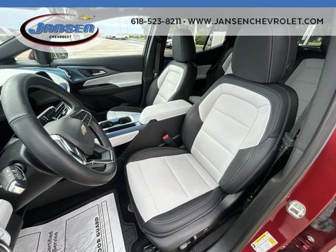 Used 2024 Chevrolet Equinox EV LT w/ LPO, All-Weather Mat Package FWD image 17