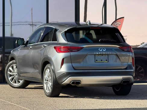 Used 2019 INFINITI QX50 Pure image 10