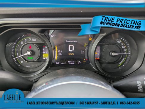Used 2025 Jeep Wrangler Unlimited Sahara w/ Safety Group AWD/4WD image 21