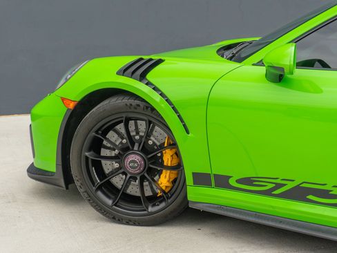 Used 2019 Porsche 911 GT3 RS RWD image 46
