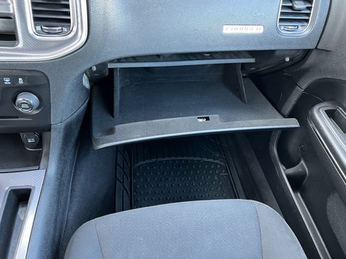 Used 2014 Dodge Charger SE RWD image 33
