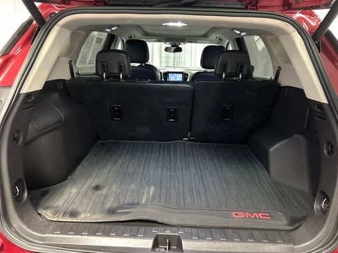 Used 2018 GMC Terrain Denali w/ Comfort Package image 22