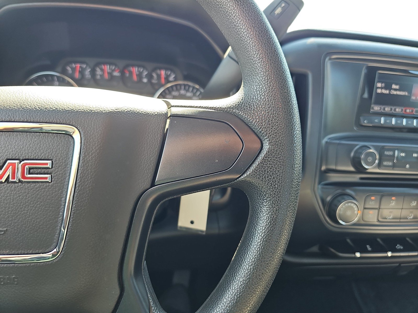 Used 2014 GMC Sierra 1500 2WD Regular Cab w/ Sierra Convenience Package image 13