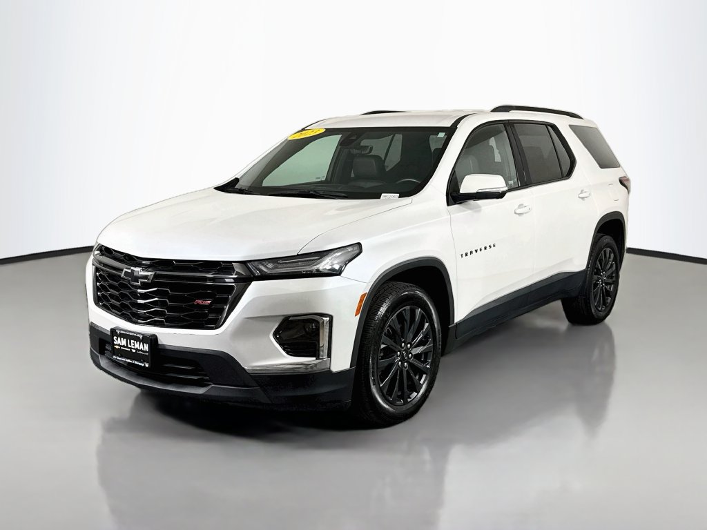 Used 2023 Chevrolet Traverse RS FWD image 3