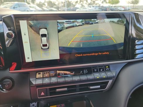 Used 2025 Toyota Camry XSE image 21