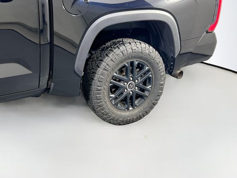 Used 2023 Toyota Tundra SR5 w/ SR5 Premium Package AWD/4WD image 30