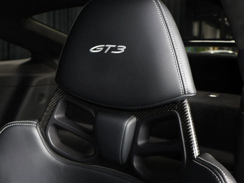 Used 2022 Porsche 911 GT3 RWD image 18