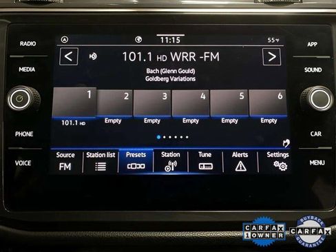 Used 2023 Volkswagen Tiguan SE w/ Panoramic Sunroof Package image 47