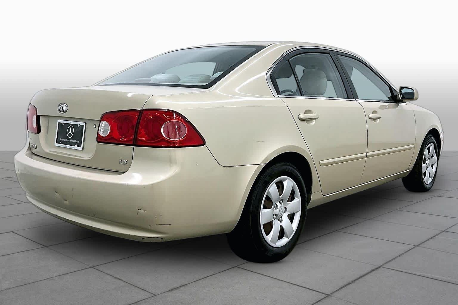 Used 2006 Kia Optima LX FWD image 12