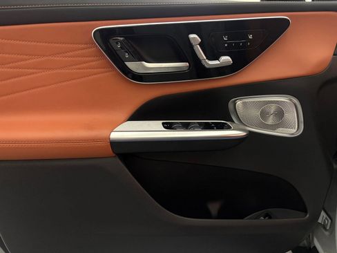 New 2025 Mercedes-Benz GLC 63 AMG S image 12