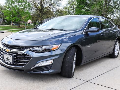 Used 2019 Chevrolet Malibu LT image 3