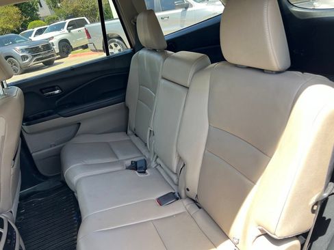 Used 2022 Honda Pilot Special Edition image 23