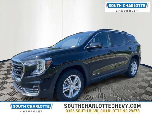 Used 2023 GMC Terrain SLE w/ Driver Convenience Package FWD image 1