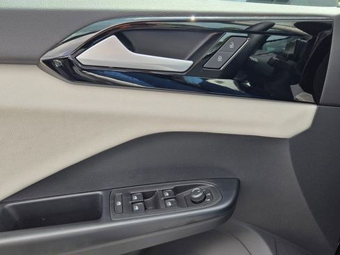 New 2026 Volkswagen Taos S FWD image 27