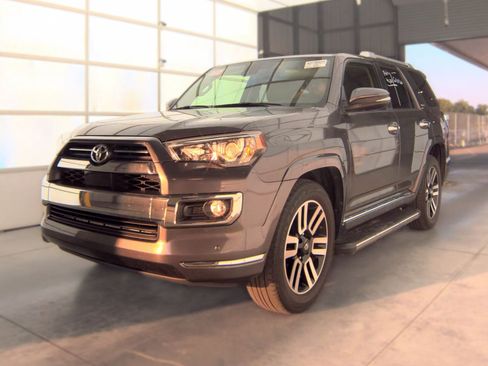Used 2020 Toyota 4Runner Limited RWD image 1