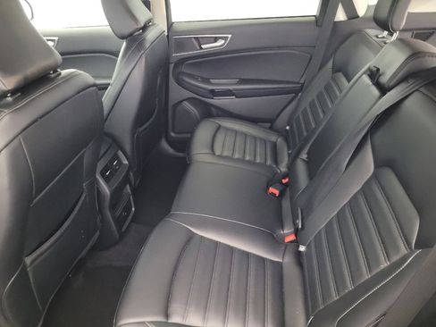 Used 2023 Ford Edge SEL image 18