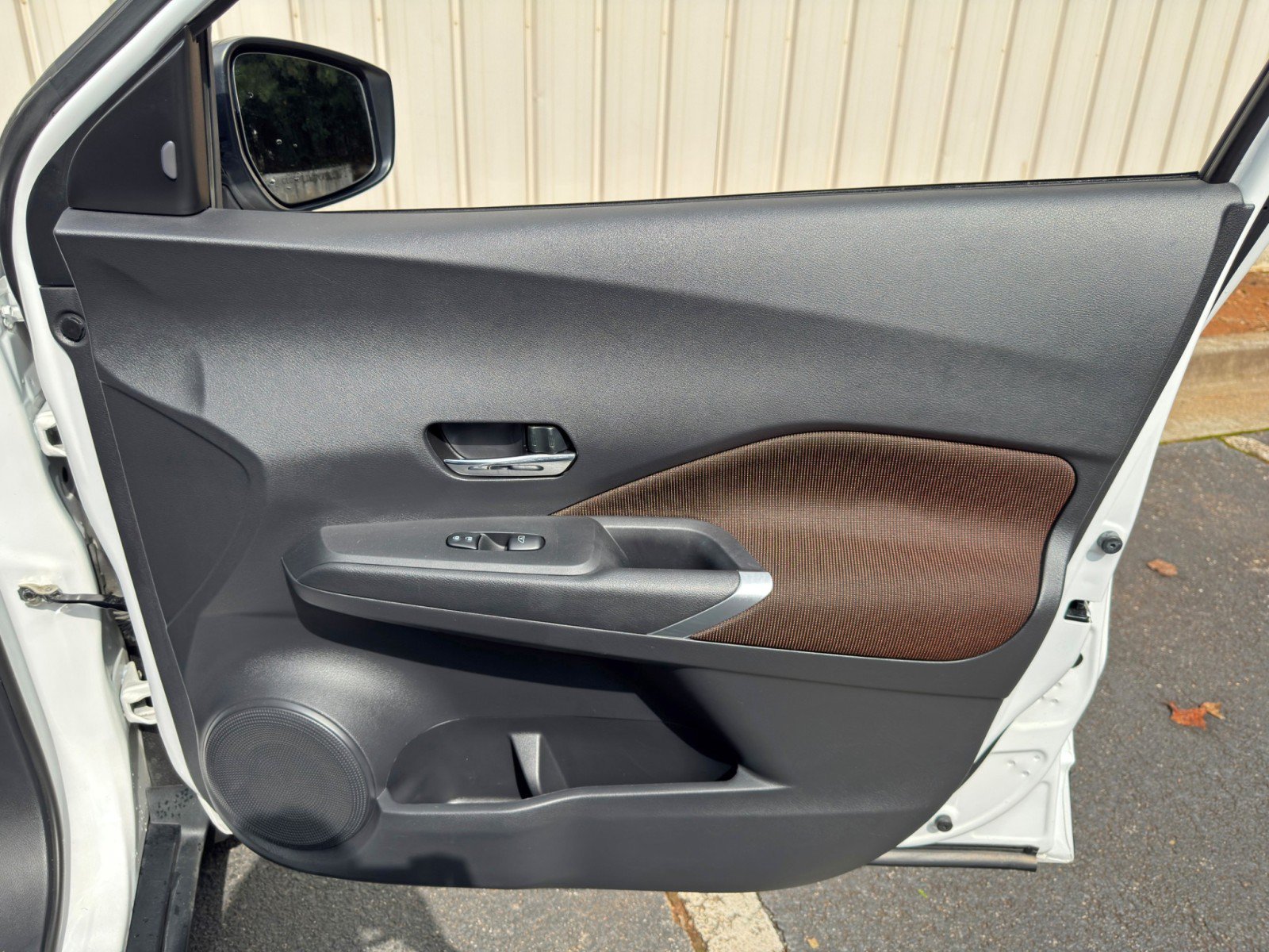 Used 2021 Nissan Kicks SR FWD image 35