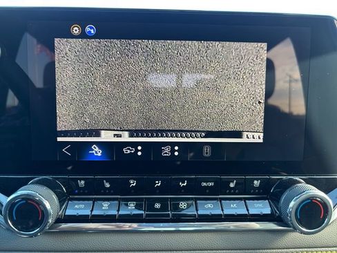 New 2026 Chevrolet Colorado ZR2 w/ Off-Road Front Bumper Package image 22