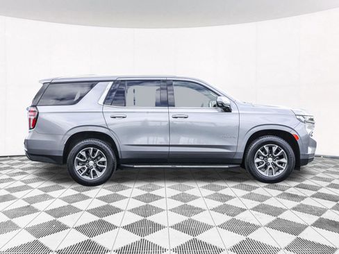 Used 2022 Chevrolet Tahoe LT w/ Luxury Package image 14