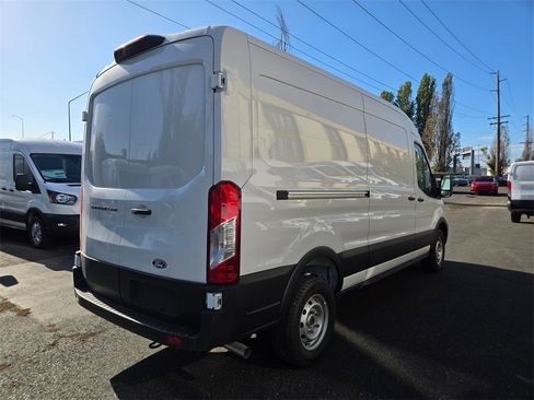 New 2026 Ford Transit 250 148 Medium Roof image 5