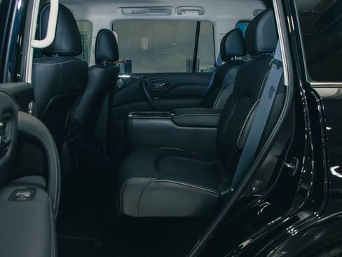 Used 2023 INFINITI QX80 Luxe w/ Cargo Package AWD/4WD image 22