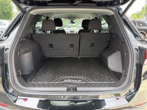 Used 2023 Chevrolet Equinox LT w/ Driver Convenience Package AWD/4WD image 8