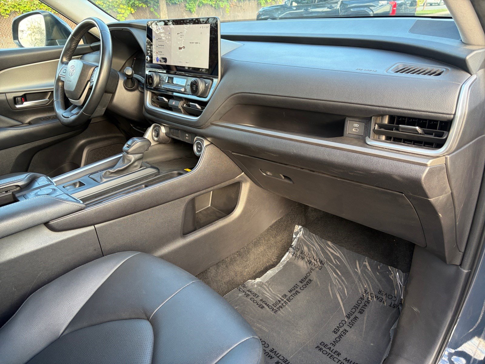 Used 2025 Toyota Grand Highlander AWD image 27