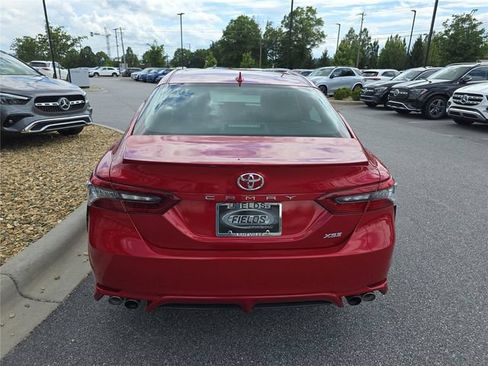 Used 2023 Toyota Camry XSE FWD image 5