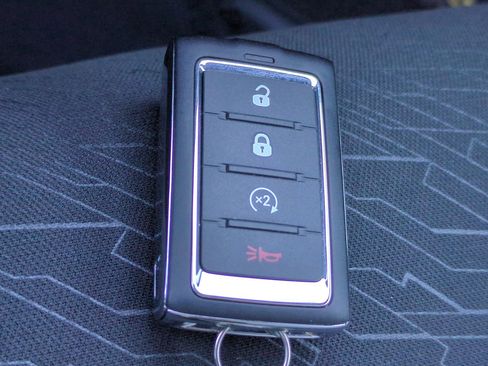 Used 2025 Dodge Charger R/T w/ Quick Order Package 25M R/T image 28