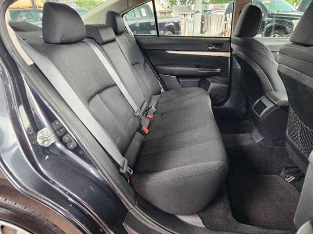 Used 2010 Subaru Legacy 2.5i AWD/4WD image 15