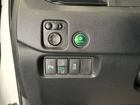 Used 2021 Honda Pilot Black Edition image 18