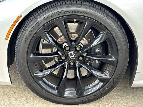 Used 2018 Lexus LC 500 Coupe w/ Performance Package image 10