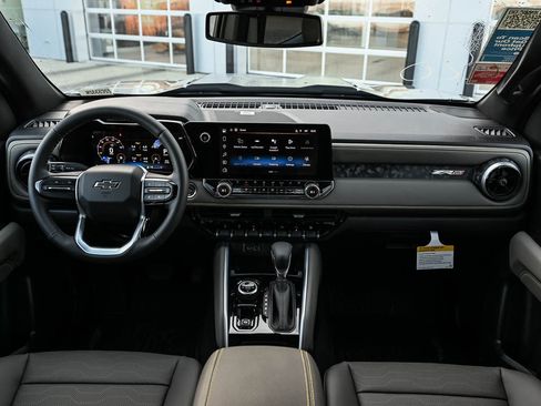 New 2026 Chevrolet Colorado ZR2 w/ Technology Package image 11