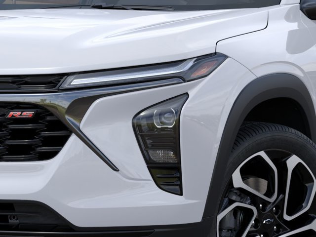 New 2026 Chevrolet Trax RS w/ Sunroof Package FWD image 10