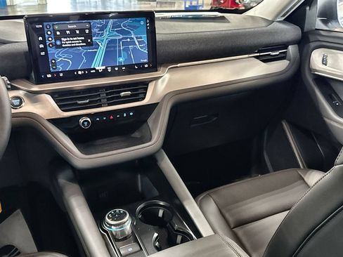 New 2026 Ford Explorer Active w/ Active Comfort Package RWD image 27