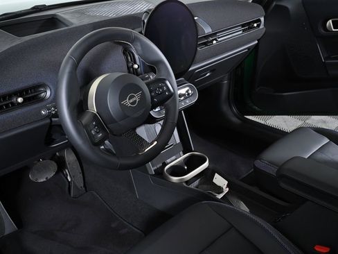 Certified 2025 MINI Cooper S image 12