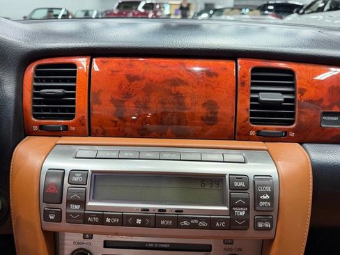Used 2006 Lexus SC 430 Convertible RWD image 40